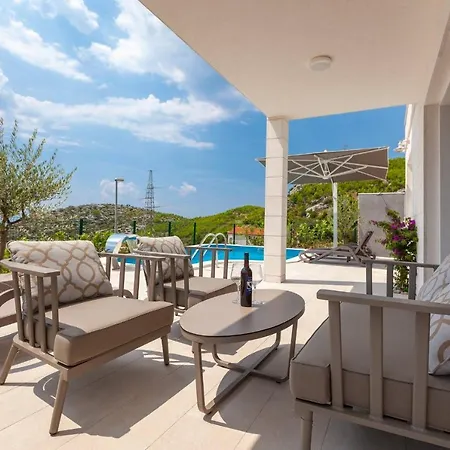 Villa Luka